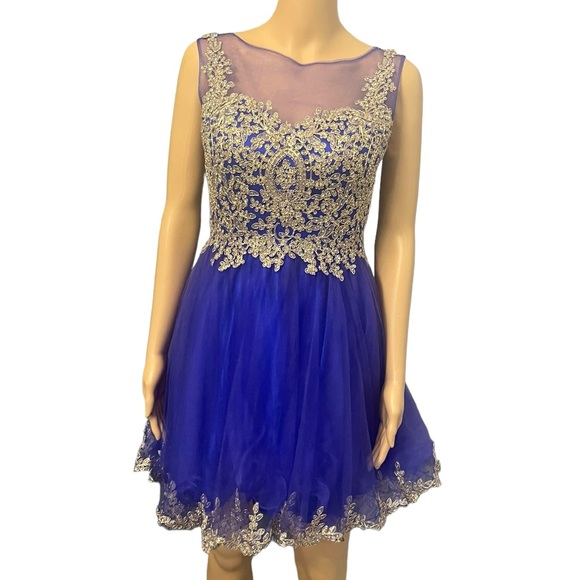 BOU BOU EMBELLISHED TOP WITH GLITTER TULLE SHORT
GOWN- worn once - Picture 3 of 8